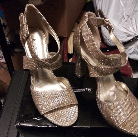 Heels - Picture 6 of 8